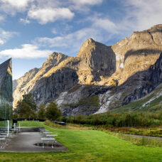 Guidet Busstur til Trollveggen